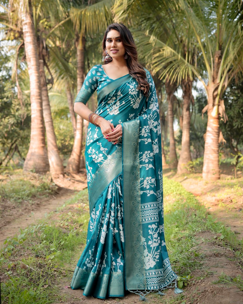 PURE SILK DIGITALLY PRINTED SAREE WEAVED WITH GOLDEN ZARI COMES WITH TASSELS