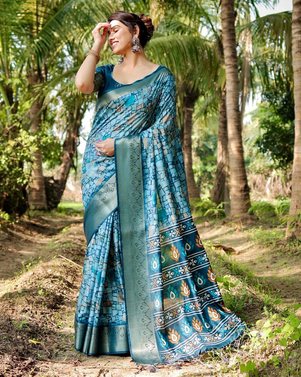 PURE SILK DIGITALLY PRINTED SAREE WEAVED WITH GOLDEN ZARI COMES WITH TASSELS