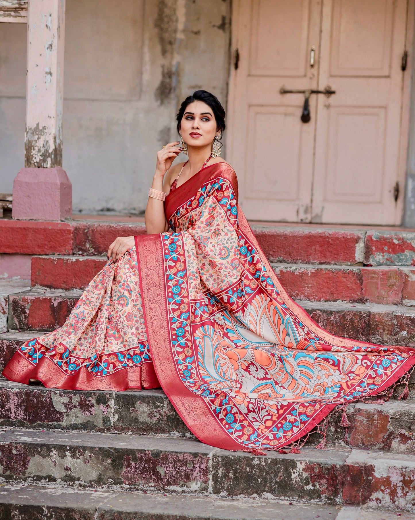 PURE SILK DIGITALLY PRINTED SAREE WEAVED WITH GOLDEN ZARI COMES WITH TASSELS