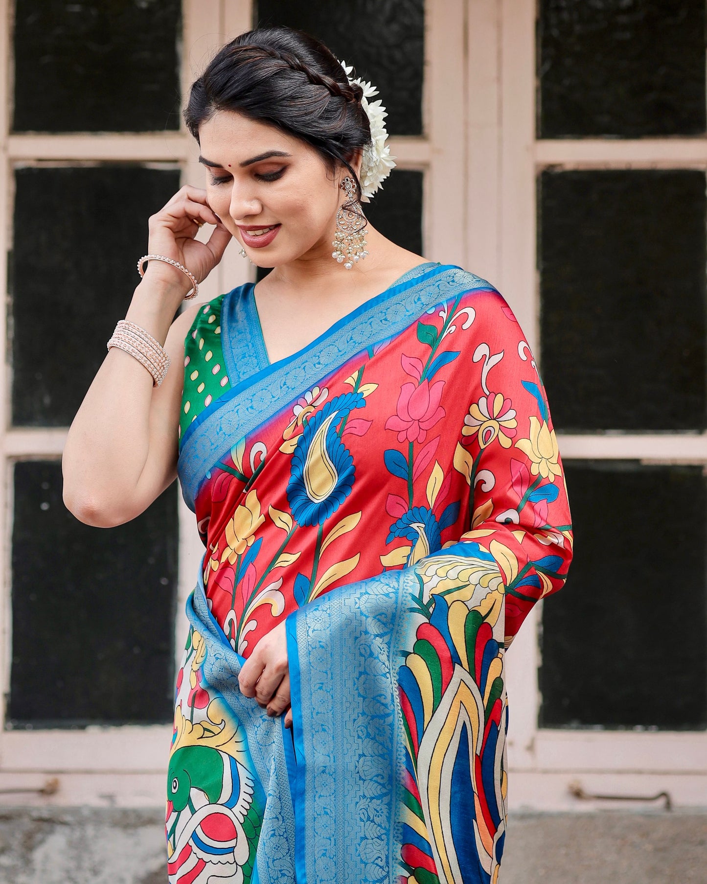 PURE SILK DIGITALLY PRINTED SAREE WEAVED WITH GOLDEN ZARI COMES WITH TASSELS