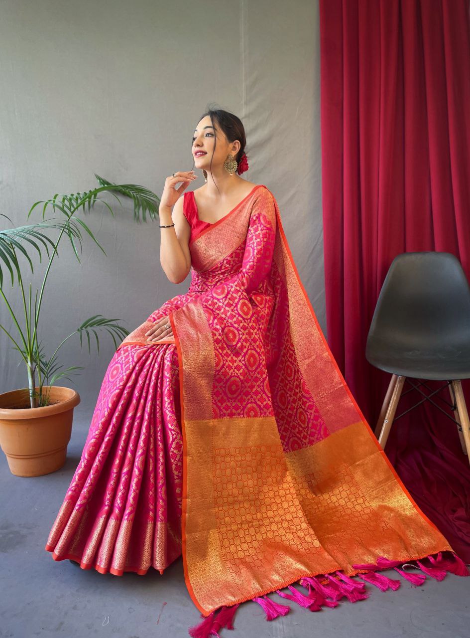 Fuscia Pink Pure Patola Waved Silk Saree