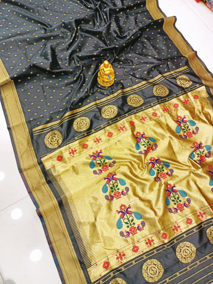 Demanding Black Paithani Silk Saree With Unequalled Blouse Piece