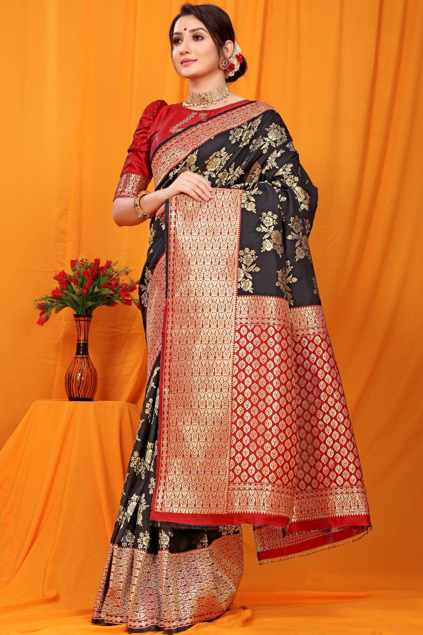 Black Kanchipuram Pure Silk Handloom Saree With Pure Jari Wewing Work