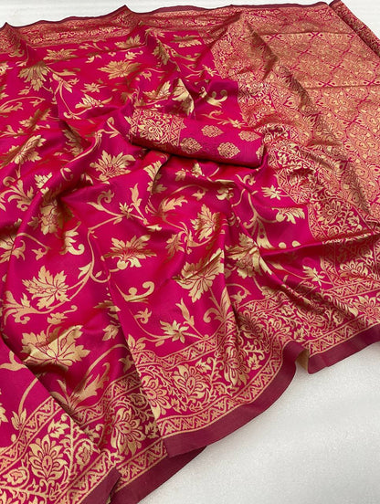 Stunning Peach Colour Saree With Heavy Brocade Blouse Banarasi Beautiful Zari Work In Form Of Traditional Motifs Soft Silk Saree