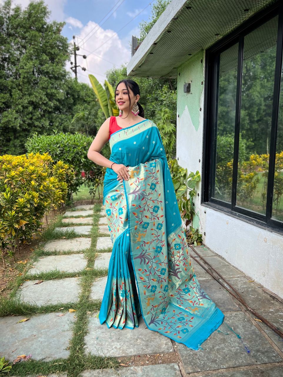 Cerulean Blue Paithani Big Border Woven Saree