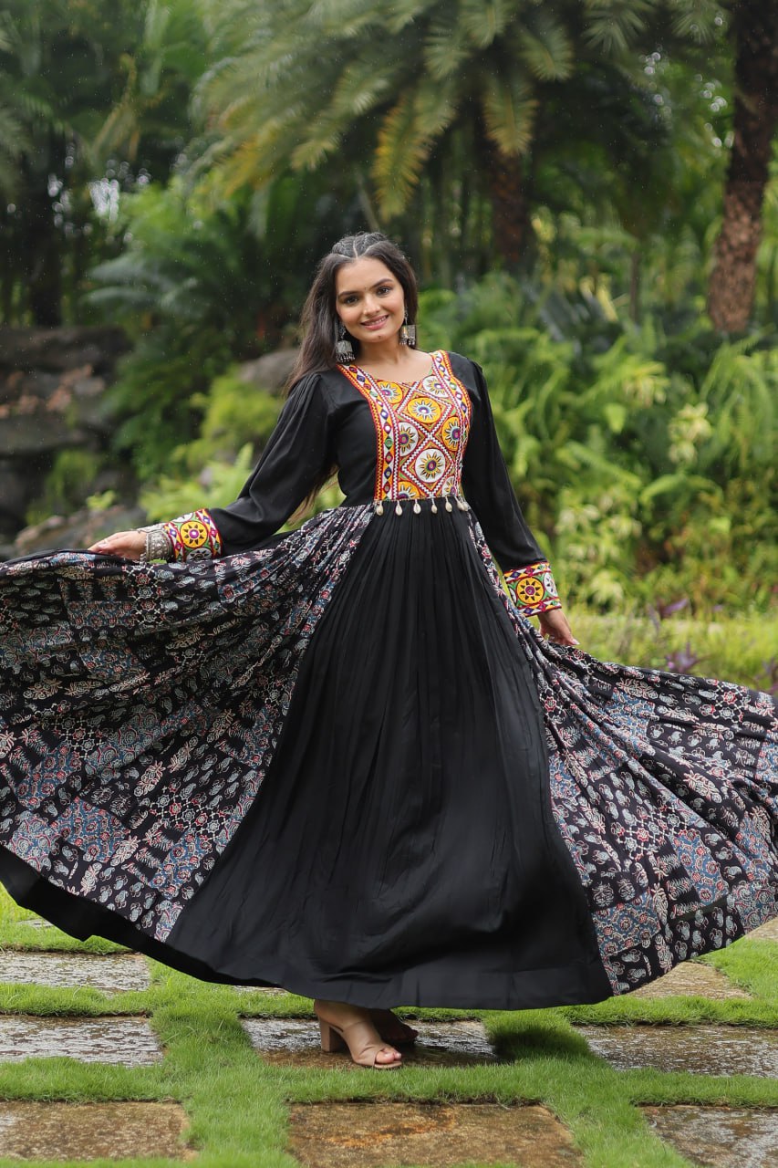 Black Color 14 Kg Reyon With Kutchi Gamthi Work Navratri Collection Gown