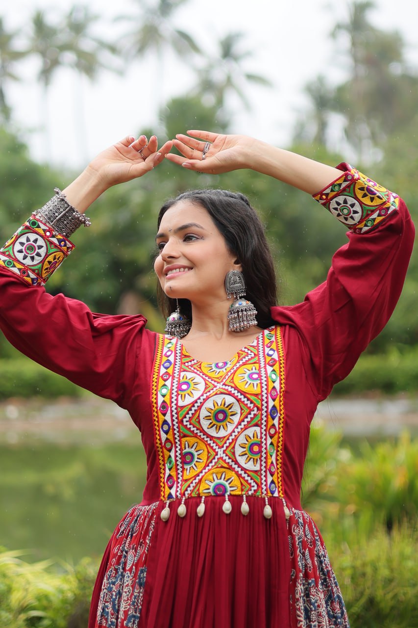 Maroon Color 14 Kg Reyon With Kutchi Gamthi Work Navratri Collection Gown