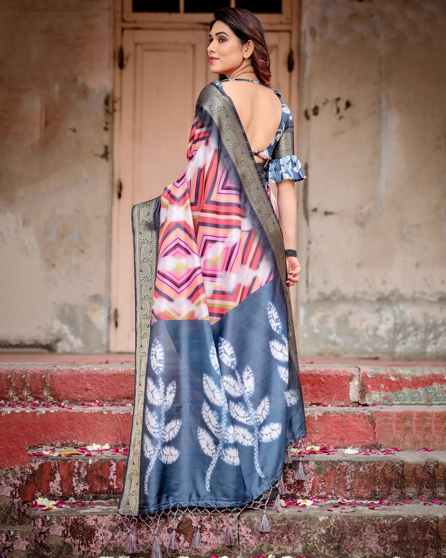 PURE SILK DIGITALLY PRINTED SAREE WEAVED WITH GOLDEN ZARI COMES WITH TASSELS