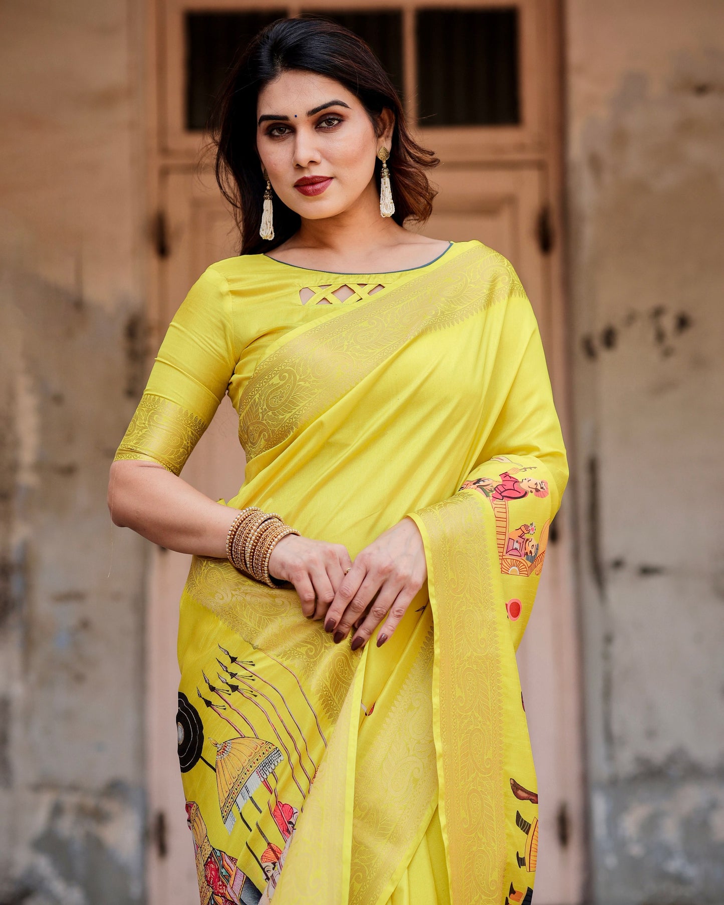 PURE SILK DIGITALLY PRINTED SAREE WEAVED WITH GOLDEN ZARI COMES WITH TASSELS