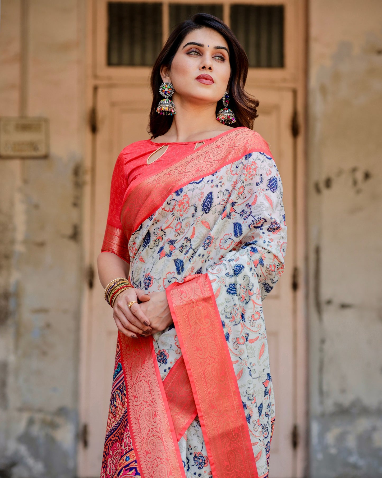 PURE SILK DIGITALLY PRINTED SAREE WEAVED WITH GOLDEN ZARI COMES WITH TASSELS