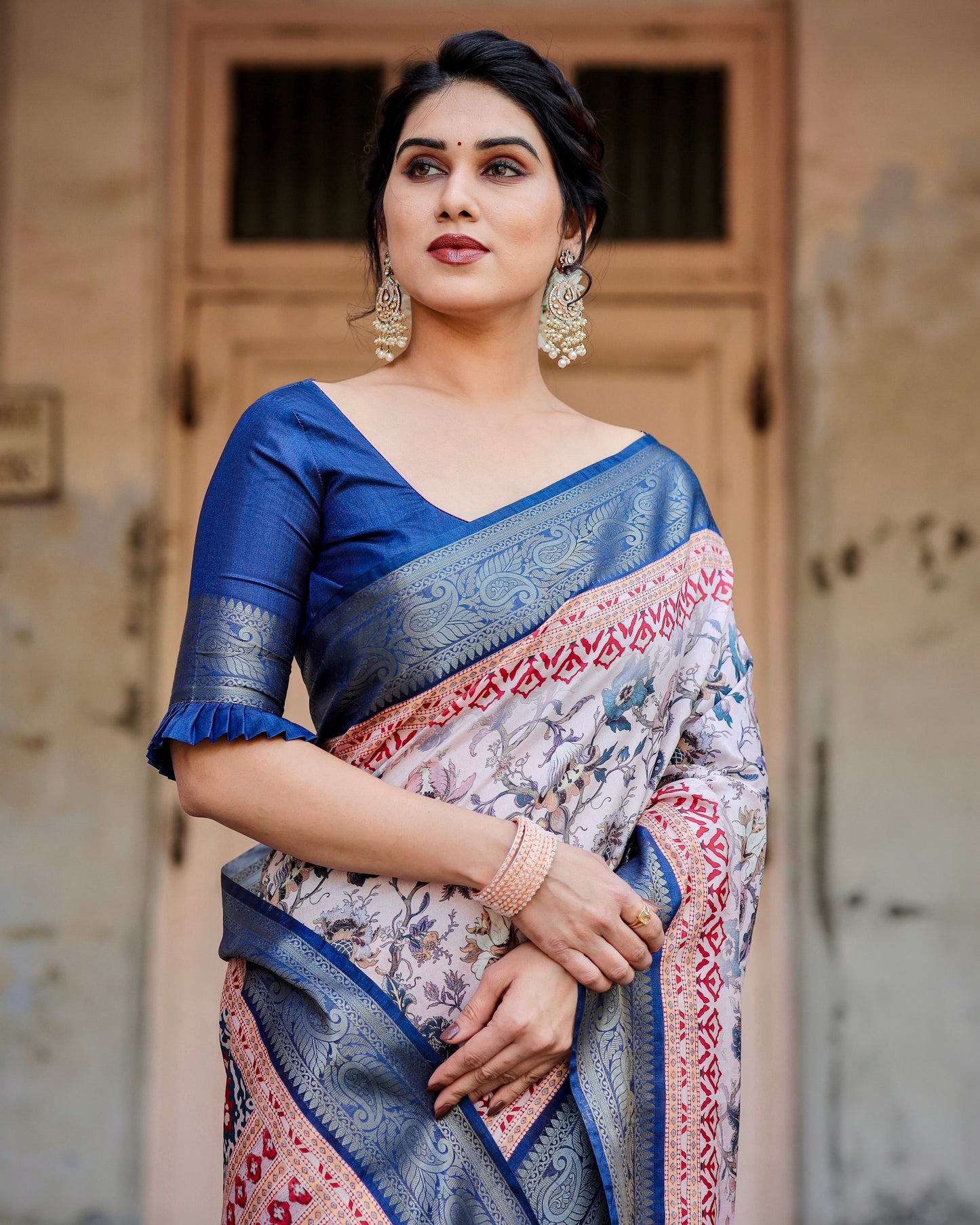 PURE SILK DIGITALLY PRINTED SAREE WEAVED WITH GOLDEN ZARI COMES WITH TASSELS