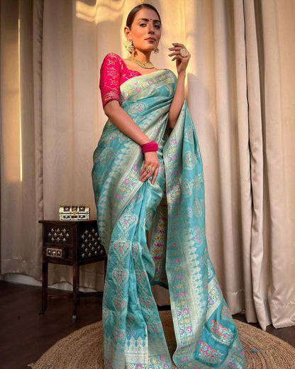 TURQUOISE GREEN PURE SOFT SILK SAREE WITH TWIRLING BLOUSE PIECE