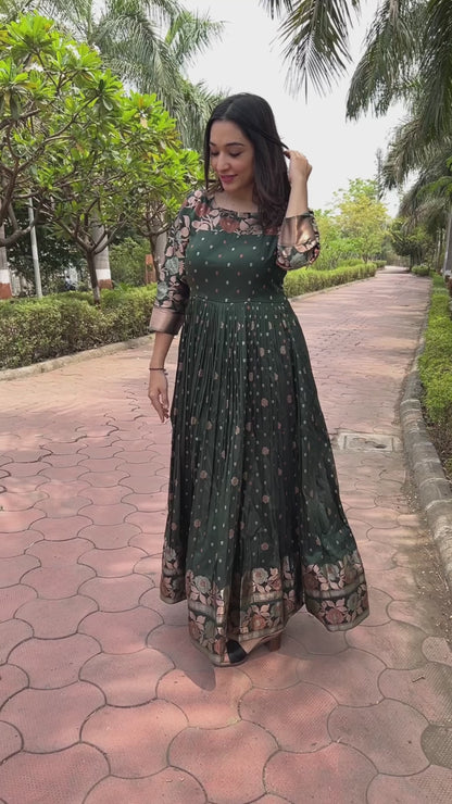 Bee Green Color Floral Printed Round Neck Maxi Dress