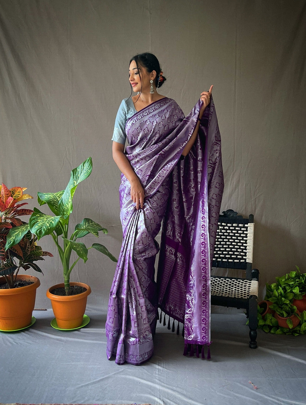 Purple Silver Zari Woven Pure Kanjeevaram Silk Handloom Saree